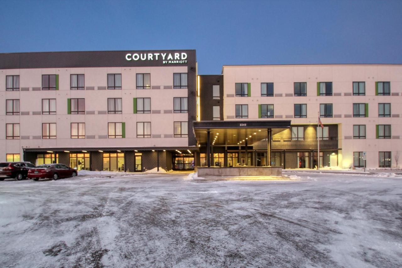 Courtyard By Marriott Fargo Exterior foto