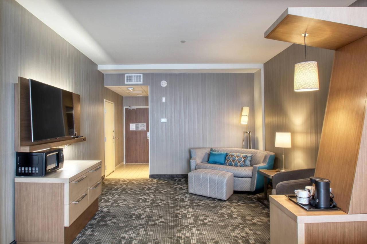 Courtyard By Marriott Fargo Exterior foto